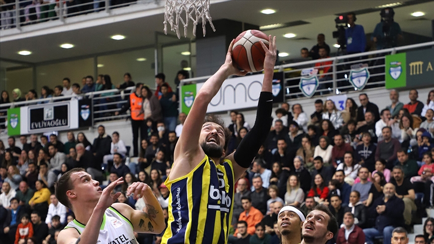 Fenerbahçe Beko, THY Avrupa Ligi'nde EA7 Emporio Armani Milan'a konuk olacak