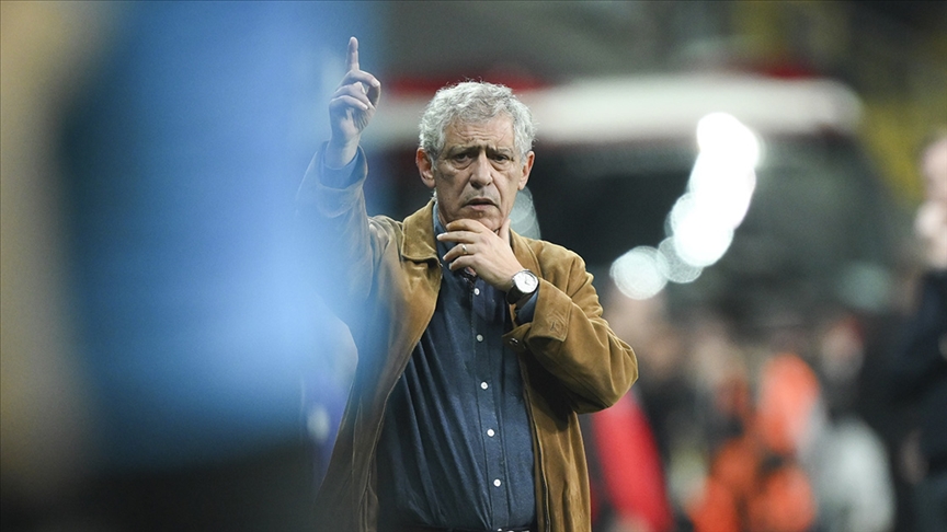 Beşiktaş, teknik direktör Fernando Santos ile yollarını ayırdığını duyurdu