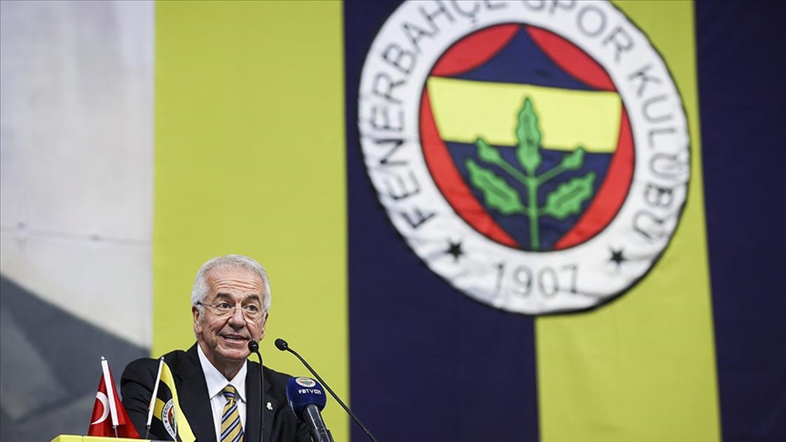 Fenerbahçe gelecek iki sezon Türkiye Kupası'na katılmama ve Süper Kupa maçına 19 yaş altı takımıyla çıkma kararı aldı