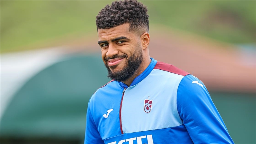 Trabzonspor'un stoperi Baniya, bordo-mavili kulübe faydalı olmak istiyor