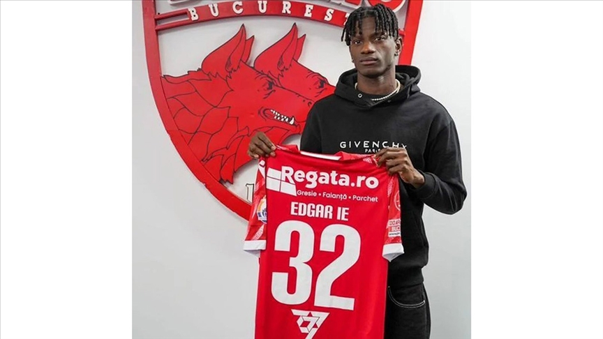 Dinamo Bükreşli Edgar Ie'nin maçlarda ikizini oynattığı öne sürüldü