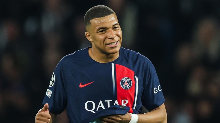 Fransız yıldız Kylian Mbappe, sezon sonunda PSG'den ayrılıyor