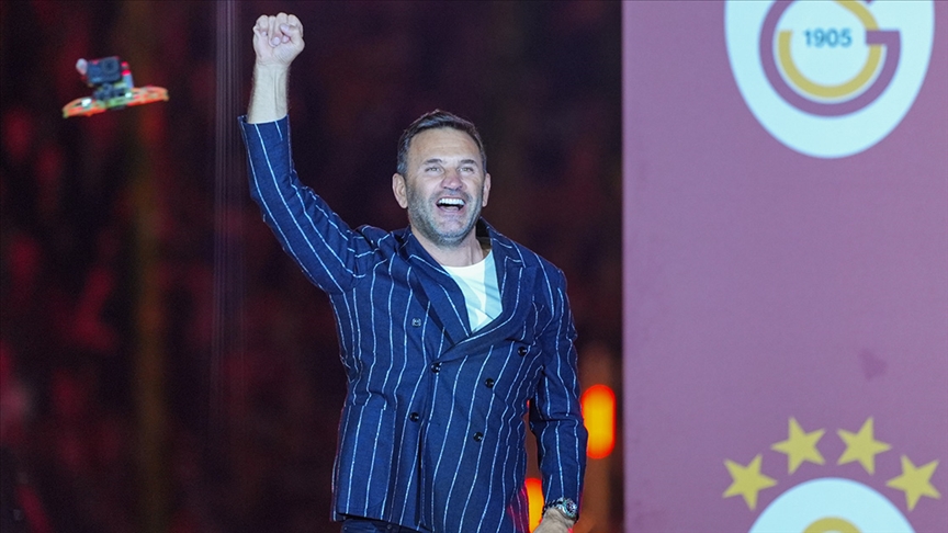 Galatasaray, Okan Buruk için yarın imza töreni düzenleyecek