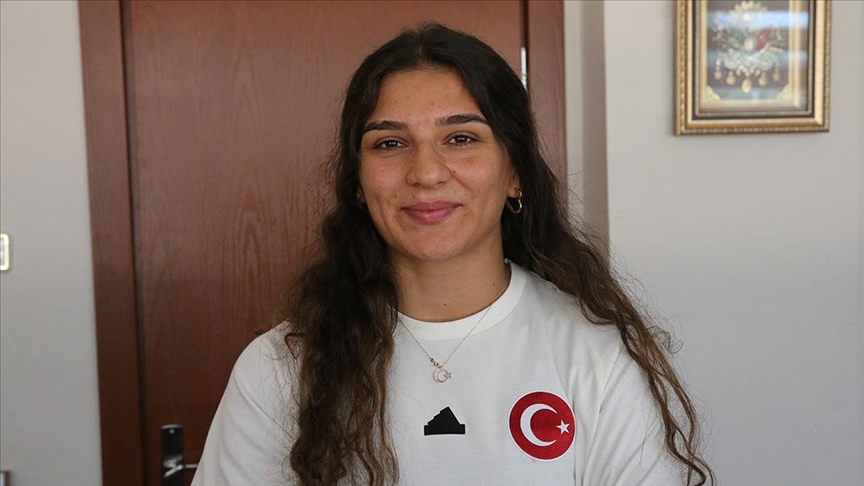 Dünya ve Avrupa şampiyonu milli güreşçi Nesrin Baş'ın yeni hedefi olimpiyat madalyası