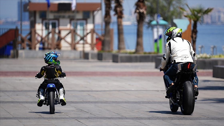 Minik motosikletçi Atlas Pars 