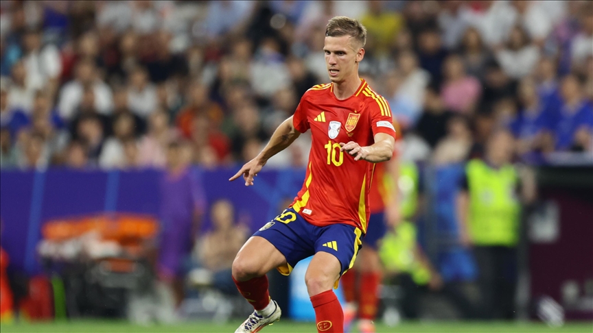 Barcelona, Dani Olmo'yu transfer etti