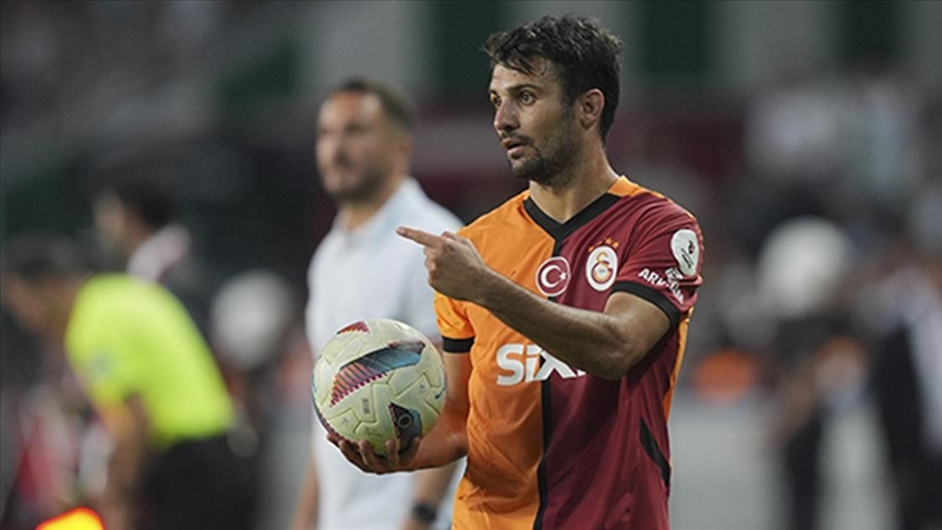 Galatasaray, Fransız futbolcu Dubois'le yollarını ayırdı