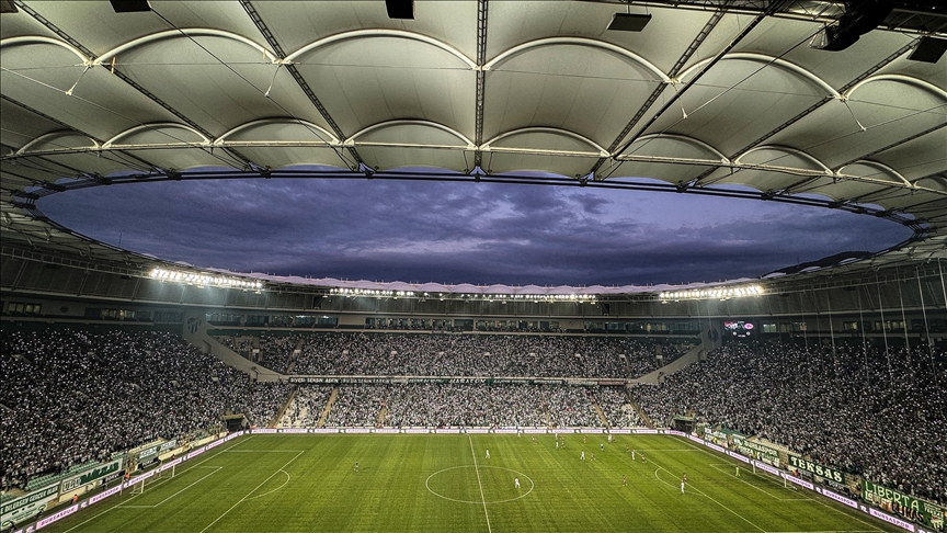 Bursaspor'un 3. Lig maçını 41 bin 300 taraftar izledi