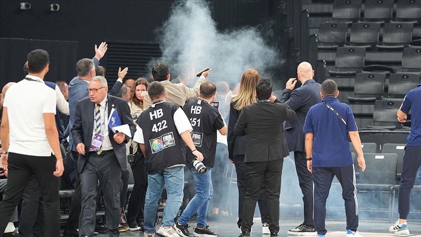 Fenerbahçe Opet-Beşiktaş arasındaki FIBA Kadınlar Süper Kupa maçı yarına ertelendi