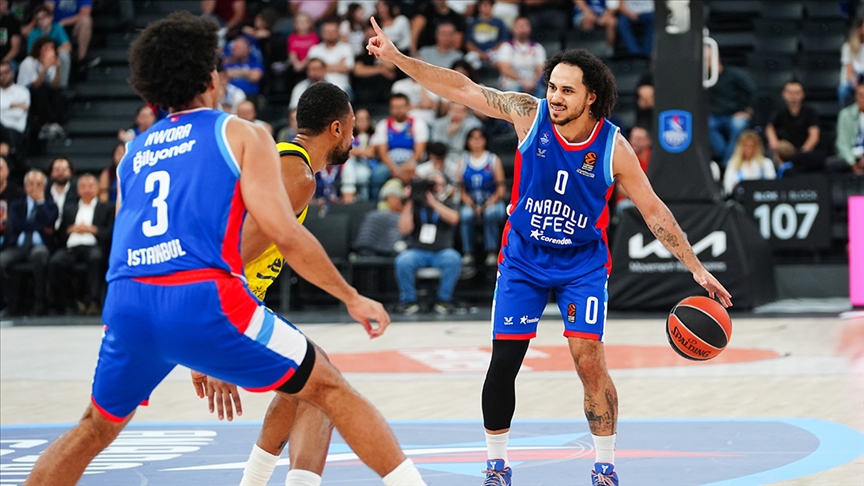 Anadolu Efes, THY Avrupa Ligi'nde Emporio Armani Milan'a konuk olacak