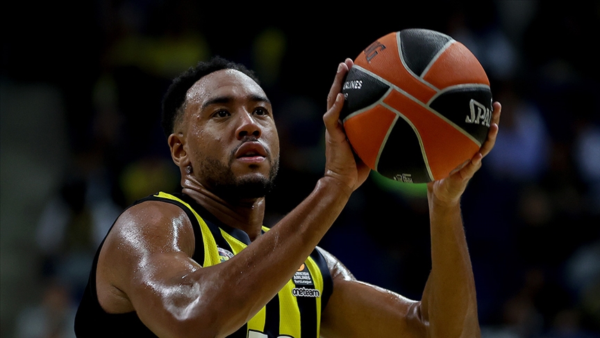 Fenerbahçe Beko, THY Avrupa Ligi'nde yarın Baskonia'ya konuk olacak