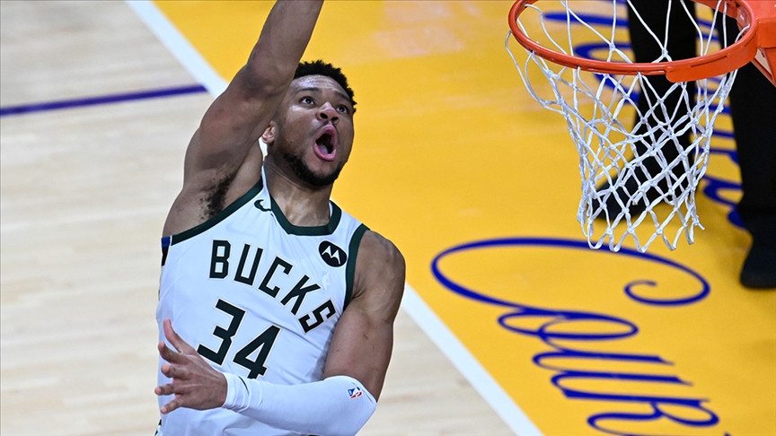 NBA'de Bucks, Giannis'in 
