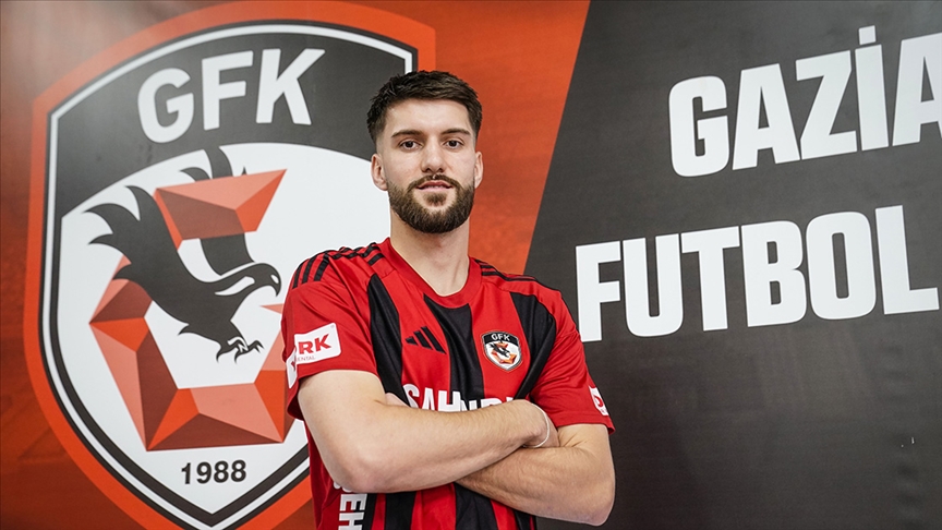 Gaziantep FK,  İsviçreli stoper Anel Husic'i renklerine bağladı