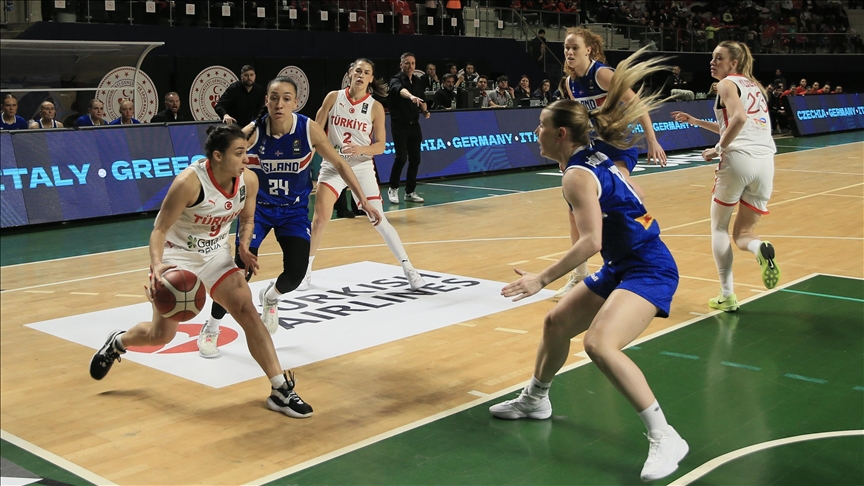 A Milli Kadın Basketbol Takımı, 2025 Avrupa Şampiyonası Elemeleri'nde İzlanda'yı 83-76 yendi