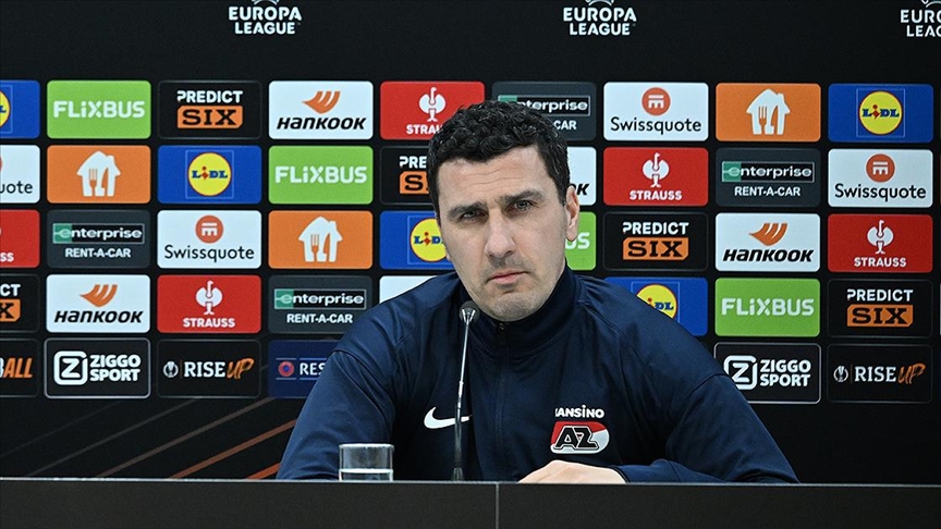 AZ Alkmaar'ın teknik direktörü Martens, turu geçeceklerine inandıklarını söyledi