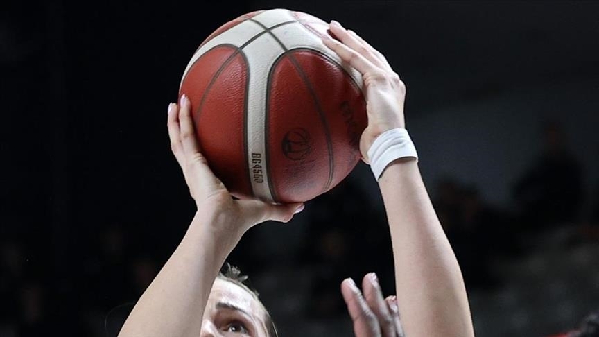Kadın basketbolunda Fenerbahçe-Beşiktaş yarı final serisi yarın başlayacak