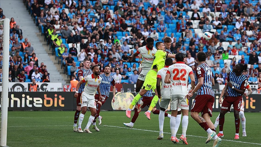 Göztepe, ligin ilk devresindeki performansını arıyor
