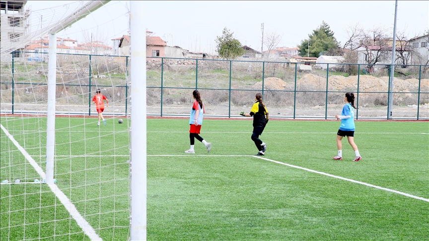 Kadın Milli Futbol Takımı'nın geleceği bölge seçmeleriyle şekilleniyor