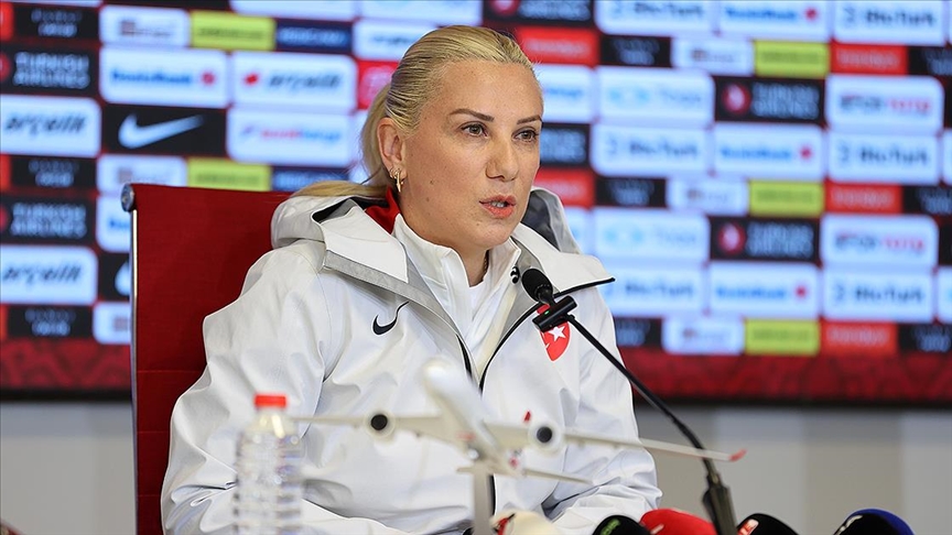 A Milli Kadın Futbol Takımı Teknik Direktörü Kıragası: Bu oyuncu grubuna çok güveniyorum