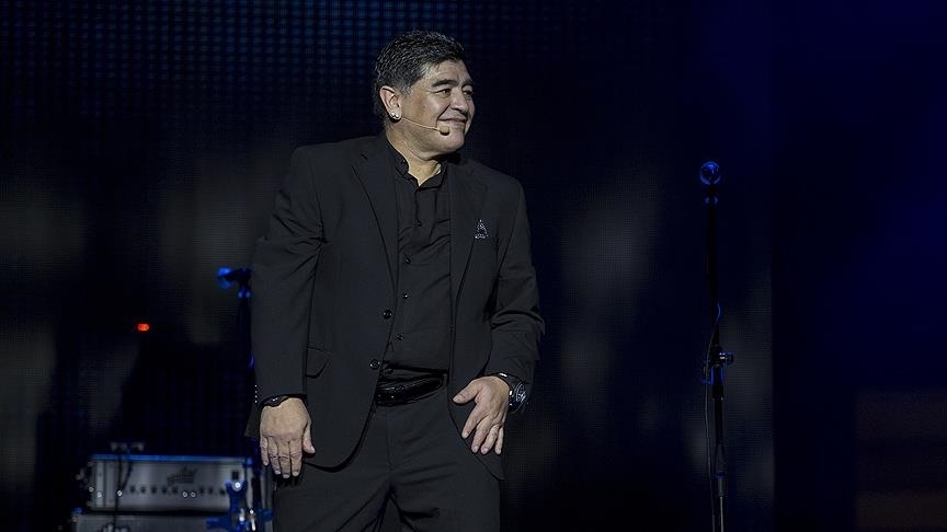 Maradona'nın doktoru Schiter'a göre, ünlü futbolcu rehabilitasyona sevk edilmeliydi